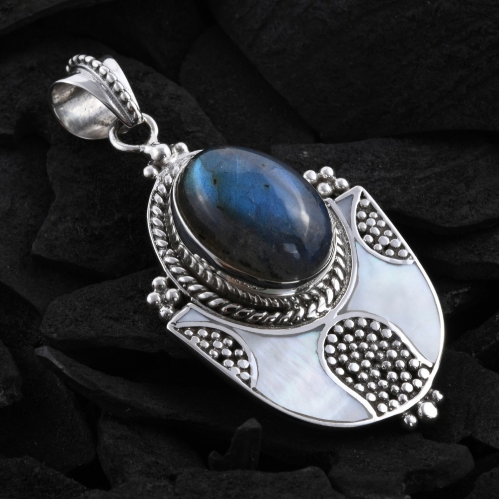 BALI HANDCRAFTED LABRADORITE PENDANT